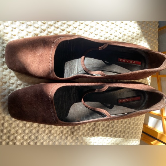 Prada Shoes - Picture 7 of 16